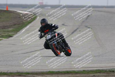 media/Nov-29-2025-TrackDaz (Sat) [[10ae2d9bce]]/A Group/Session 3 (Outside Grapevine)/